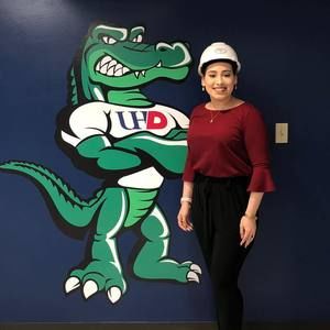 Meet your Posher, Abigail